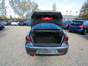 Volkswagen CC *NAVI* Bi-Xenon*TÜV NEU*8-fach-bereift* Bild 5