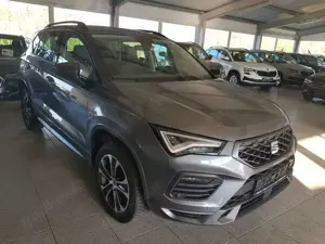 SEAT Ateca TDI DSG FR-LINE Navi SmartLink Kamera AHK PDC vo/h