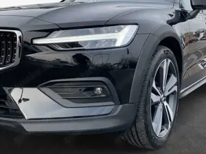 Volvo V60 Cross Country V60 Cross Country B4 D AWD Plus Voll-LED*STDHZG Bild 5
