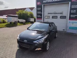 Hyundai i20 1.2i Style GARANTIE1.Hand/5türig/Klima/ZV/el.FH