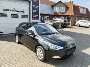 Hyundai i20 1.2i Style GARANTIE1.Hand/5türig/Klima/ZV/el.FH Bild 3