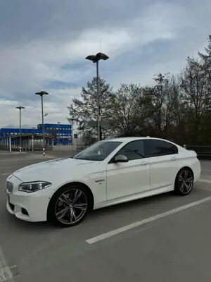 BMW M550 M550 d xDrive Bild 1