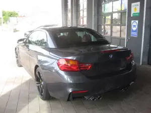 BMW M4 Cabrio / Schalter / Keramik / Neuwertiger Zustand