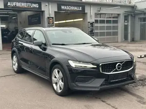 Volvo V60 Cross Country AWD CarPlay* Navi* Automatik*