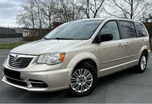 Lancia Voyager Voyager 2.8 CRD16vSilver