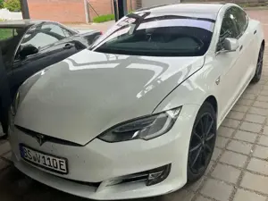 Tesla Model S Model S 100D Allradantrieb