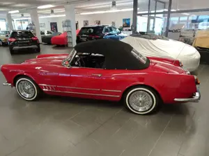 Alfa Romeo Spider 2000 Touring Spider Bild 2