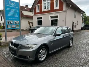 BMW 318 Touring 318d*ALLWETTERREIFEN*PANORAMA*TÜV