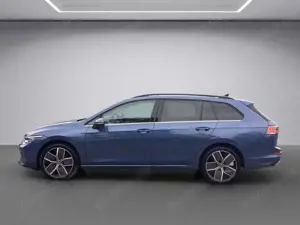 Volkswagen Golf VIII Variant 1.5eTSI DSG Style AHK FACEL. Bild 2