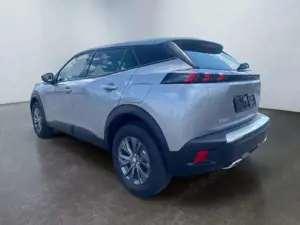 Peugeot 2008 1,2 130 EAT8 Active Pack SHZ Klima Kamera 130 E... Bild 4