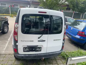 Renault Kangoo Rapid Maxi Extra Klimaanlage Euro 6 AHK Bild 4