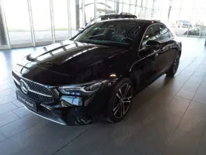 Mercedes-Benz CLA 180 LED,KAMERA,NAVI,NP: 47.326,-EURO