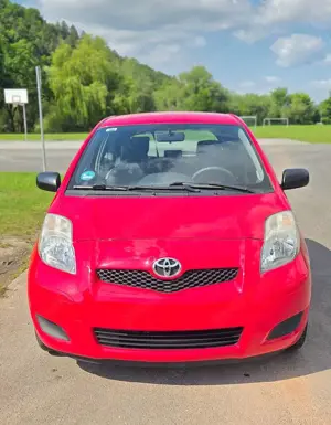 Toyota Yaris Yaris 1.0 VVT-i Life Bild 2