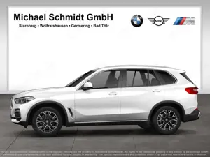 BMW X5 M 50i *M Sportpaket*LC Prof.*HUD*H/K*DAB*Adapt.M-Fah Bild 3