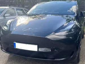 Tesla Model Y Model Y RWD Autopilot Garantie Mr. Wash flat