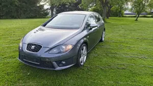SEAT Leon 1.8 TSI FR Sport160PS Checkheft Xenon USB TÜV02/27