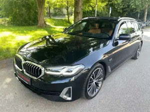 BMW 530 e Luxury Line*Pano*HeadUp*Kam*Nav*1HD*