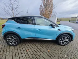 Renault Captur Intens E-Tech Hybrid Plug-in 160 Bild 2