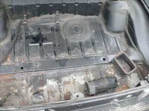 Porsche 914 2,0l. Original in Schwarz zum Restaurieren Bild 5