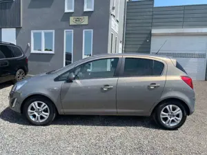 Opel Corsa D 1.6*1.Hand*Automatik*TüvNeu*Klima