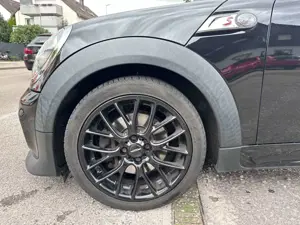 MINI Cooper S COOPER S * John Cooper Works Paket*Pano*Xenon* Bild 3
