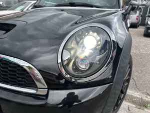 MINI Cooper S COOPER S * John Cooper Works Paket*Pano*Xenon* Bild 2