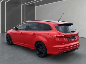 Ford Focus Turnier Sport Wagen Nr 008 Bild 4