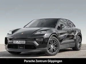 Porsche Macan 4 BOSE InnoDrive LED-Matrix Panoramadach Bild 1