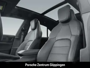 Porsche Macan 4 BOSE InnoDrive LED-Matrix Panoramadach Bild 5