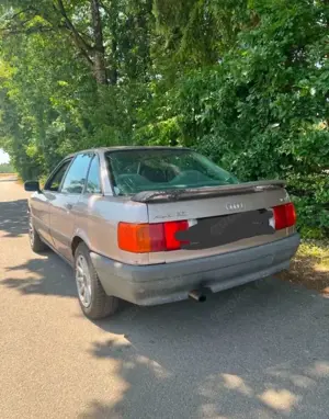 Audi 80 Bild 3