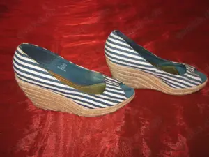 NEU Marine Sailor Maritim Navy Streifen Peeptoes Wedges Keilabsatz Sandaletten H&M 39  6 blau weiß