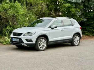 SEAT Ateca Xcellence 4Drive 2.0 TDI+360+AHK+ACC+CARPLAY+PANO+