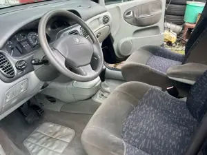 Renault Scenic 1.6 16V Privilege neu TÜV Bild 4