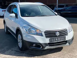 Suzuki Others (SX4) S-Cross 1.6  4WD/Klima/Automatik Bild 3