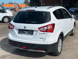 Suzuki Others (SX4) S-Cross 1.6  4WD/Klima/Automatik Bild 5