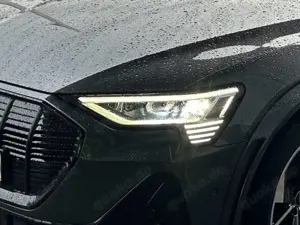 Audi e-tron Spb. S quattro Pano+HUD+BO+Matrix-LED+++ Bild 5