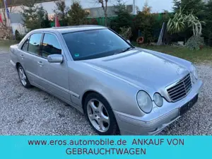Mercedes-Benz E 200 E -Klasse Lim. E 200 Kompressor/NAVI/