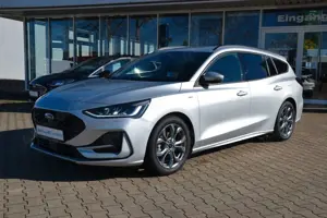 Ford Focus Turnier ST-Line X, AHK schwenkb., TWA, HUD