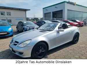 Mercedes-Benz SLK 200 Kompressor Automatik"Leder"Navi"Allwetter...
