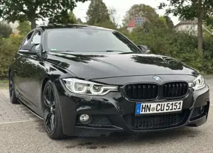 BMW 320 BMW 320i Lim. in SCHWARZ -Metallic