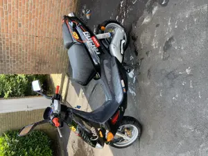  Aprilia SR50 limitiert    (Oldtimer) Bild 2