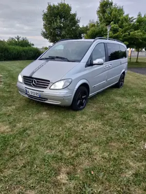 Mercedes-Benz Viano 2.2 CDI Compact Trend Bild 2