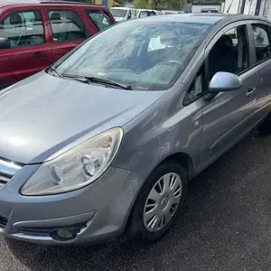 Opel Corsa 1.4 - schweizer Fahrzeug-Klima-Scheckheft