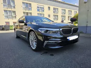 BMW 530 530d xDrive Touring Aut. Luxury Line Bild 2