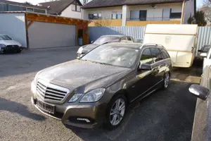 Mercedes-Benz E 350 CDI BlueEffic Leder Navi Xenon AHK FESTPREIS