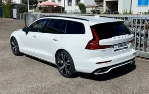 Volvo V60 T8 R-Design Plug-In Hybrid AWD Bild 3