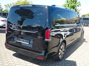 Mercedes-Benz V 300 d 4MATIC AVANTGARDE extralang Burmester Bild 5