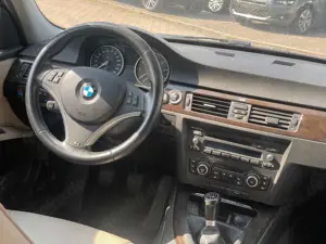 BMW 320 i Bild 5