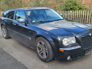 Chrysler 300C Touring 3.5 Automatik Bild 3