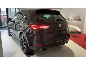 SEAT Leon Leon 2.0 TSI StartStop CUPRA 300 Bild 2